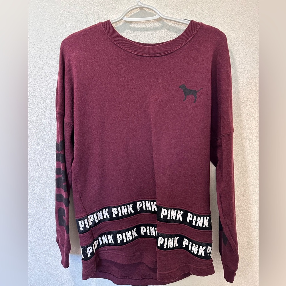 Super cute oversized crewneck!